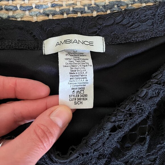 Black Lace Cocktail Dress - Small - Picture 5 of 11